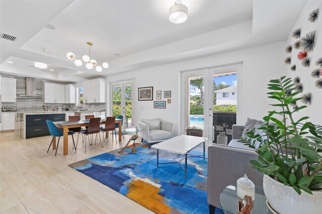 Building Photo - 14831 SW 93rd Ct