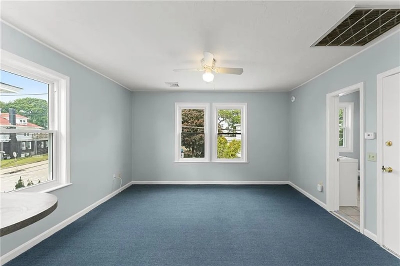 Building Photo - 163 Robinson Ave