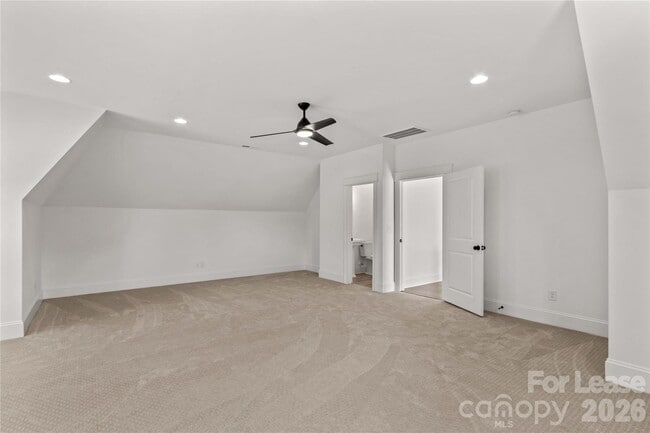Building Photo - 269 Conroy Ave