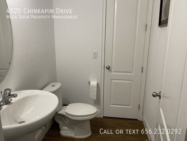 Building Photo - 4525 Chinkapin Dr