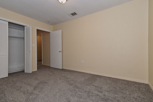 Building Photo - STANFORD.3406 A-B