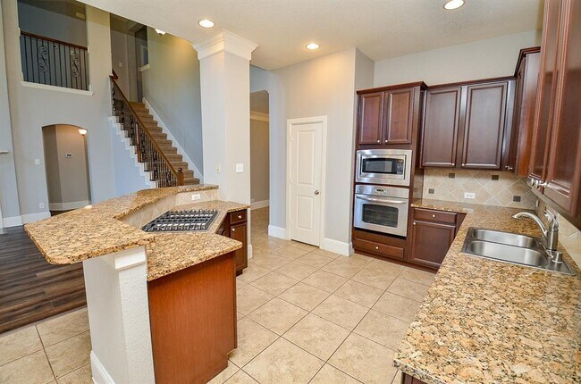 Building Photo - 10910 Milano Ct