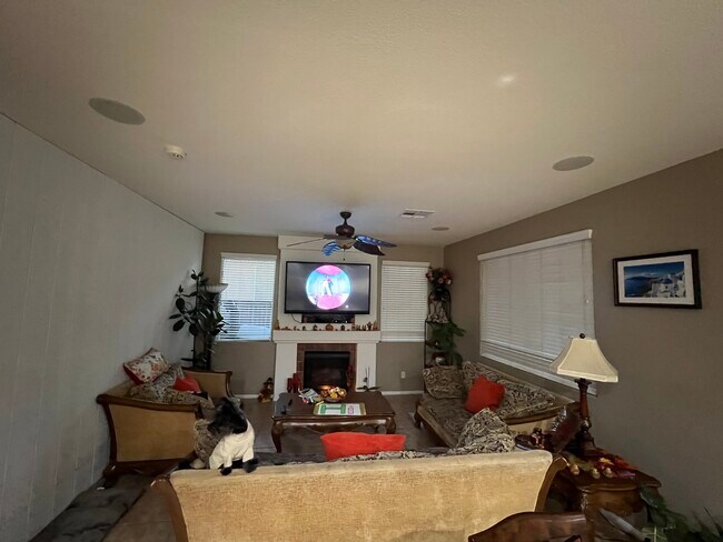 Building Photo - 9378 Agave Dr