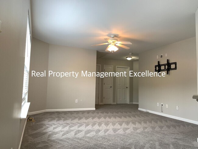 Building Photo - Amazingly Spacious Residence, Available In...