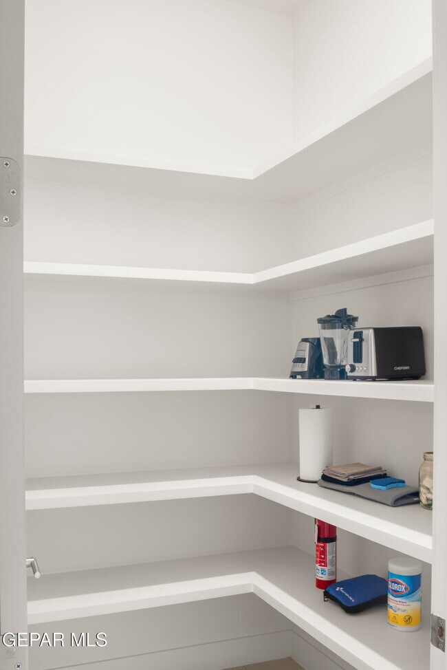 Building Photo - 828 Durham Wy