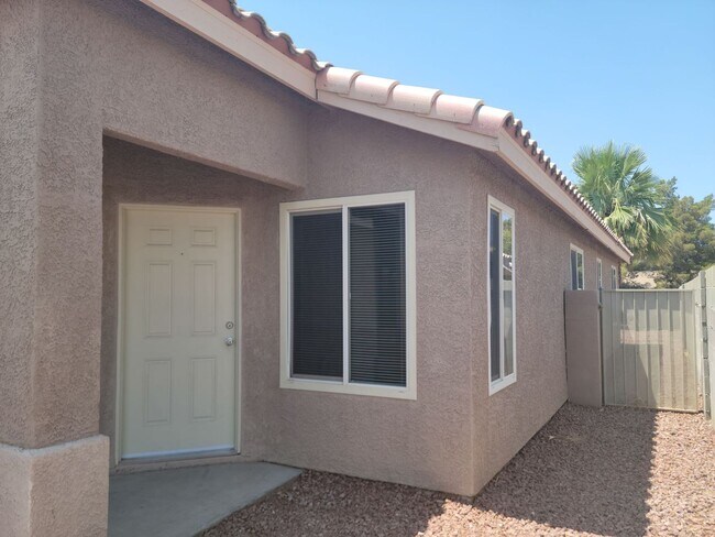 Building Photo - Single Story 3-Bedroom