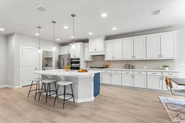 Building Photo - 7709 Barbary Ct