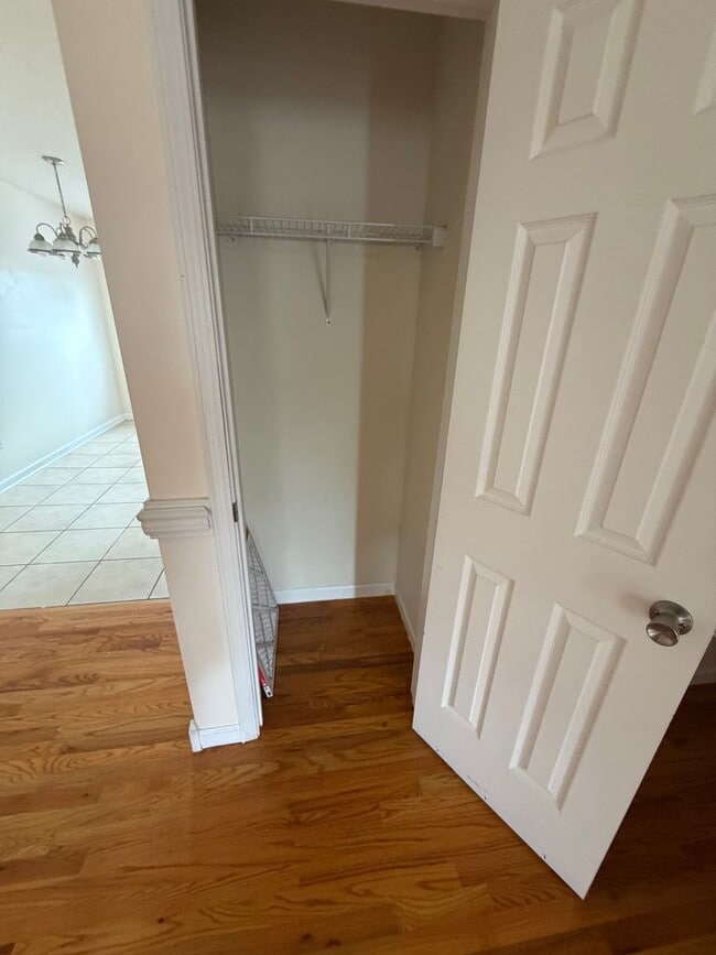 Building Photo - 2-bedroom, 1 full bath with 2-half baths Condo   Gray TN