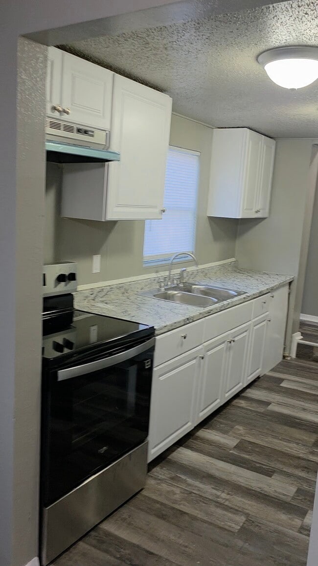 Building Photo - 505 Dorsey Ave