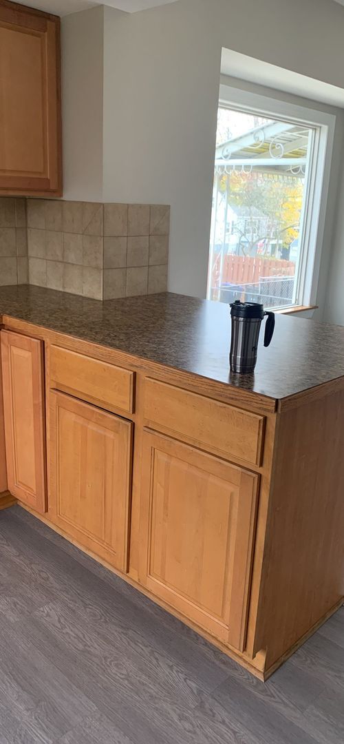 Building Photo - 2 Bedroom 1 Bathroom Single Family on Doub...