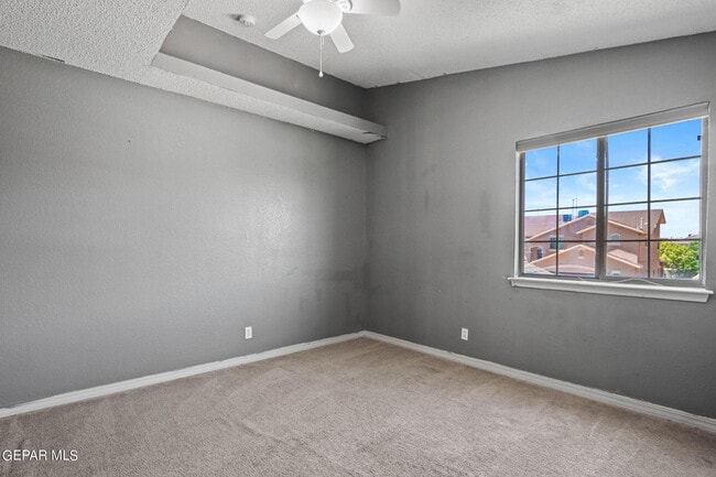 Building Photo - 3008 Tierra Cuervo Dr