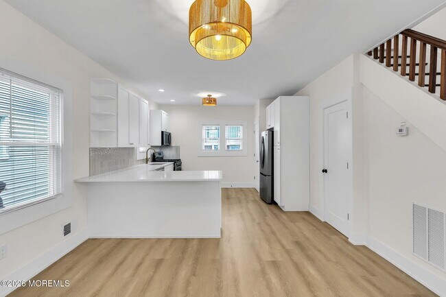 Building Photo - 1101 A St