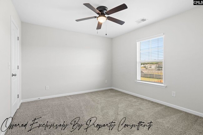Building Photo - 13 Spinney Ct
