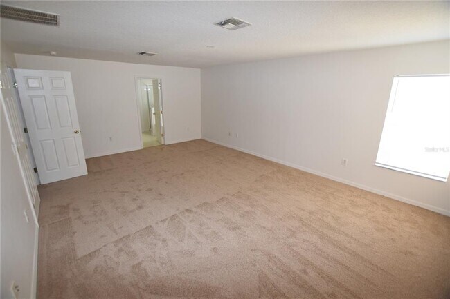 Building Photo - 622 Alfani St