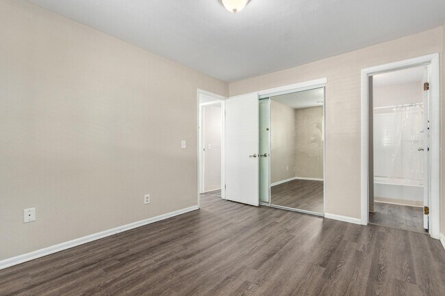 Building Photo - 16359 W 10th Ave