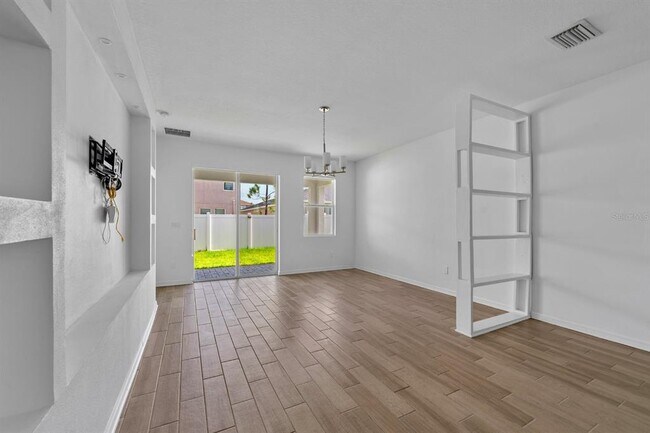 Building Photo - 11824 Brighton Knoll Loop