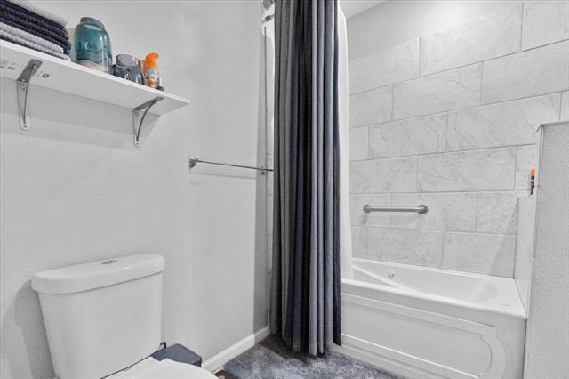 Building Photo - 1106 Quail Valley Ln