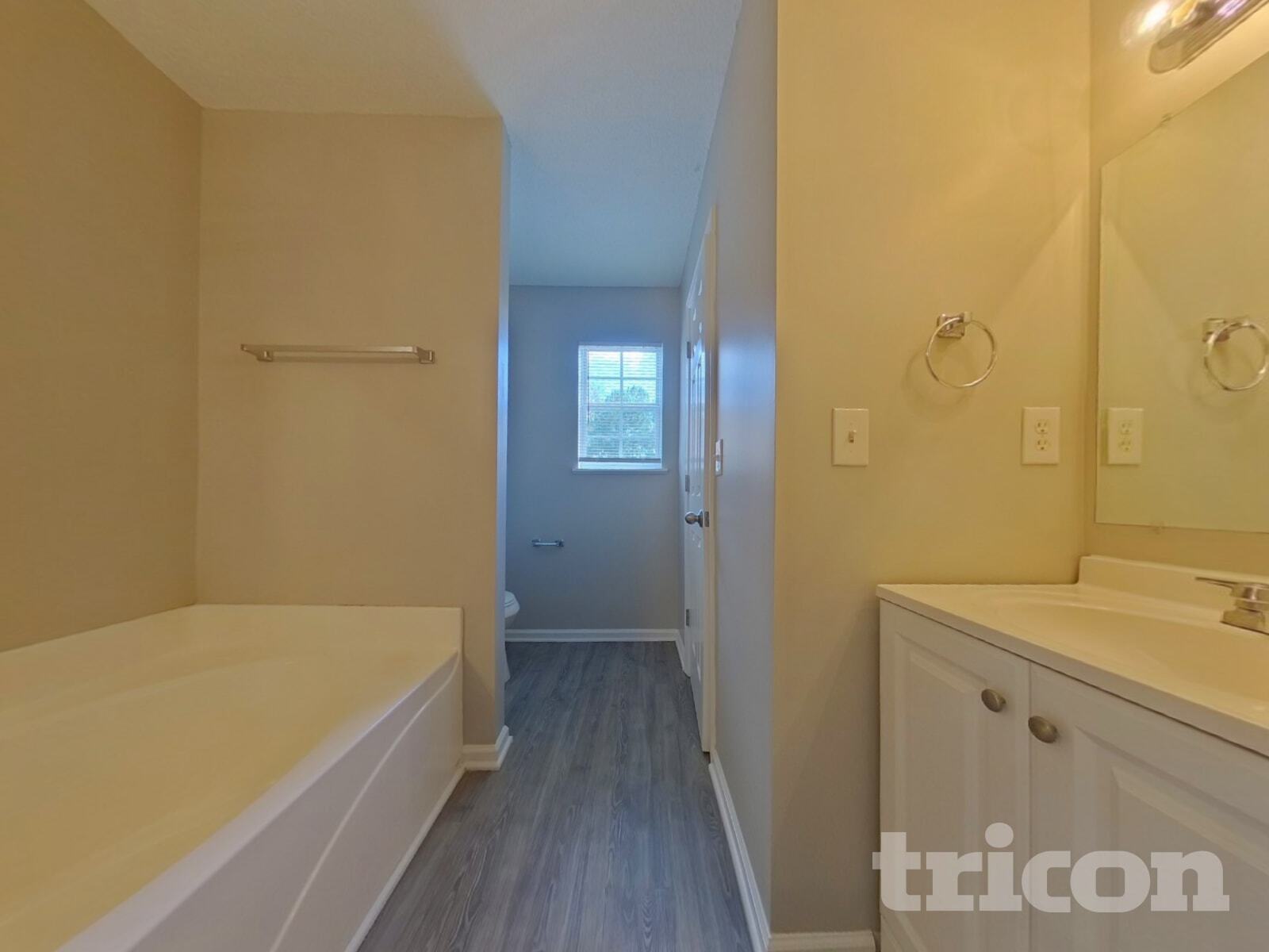 Building Photo - 482 Fox Trot Dr