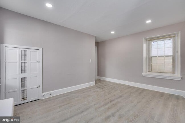 Building Photo - 4211 Garrett Rd