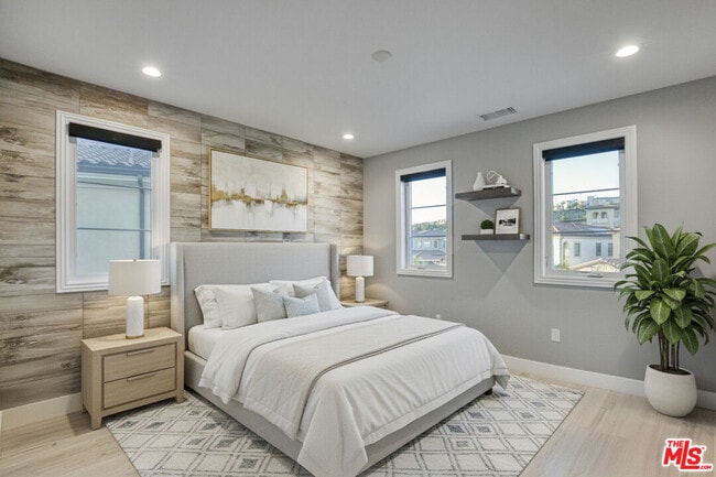 Building Photo - 20124 Piccadilly Ln