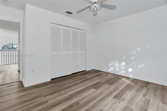 Building Photo - 106 Gables Blvd