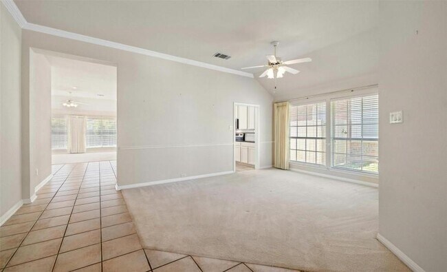 Building Photo - 10133 Cassandra Dr