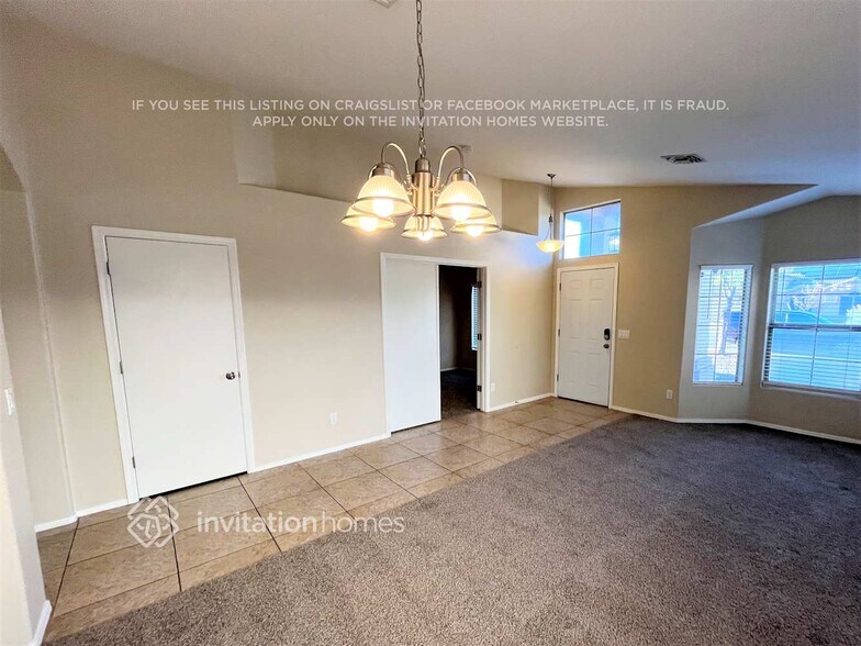 Building Photo - 13391 W Ironwood St