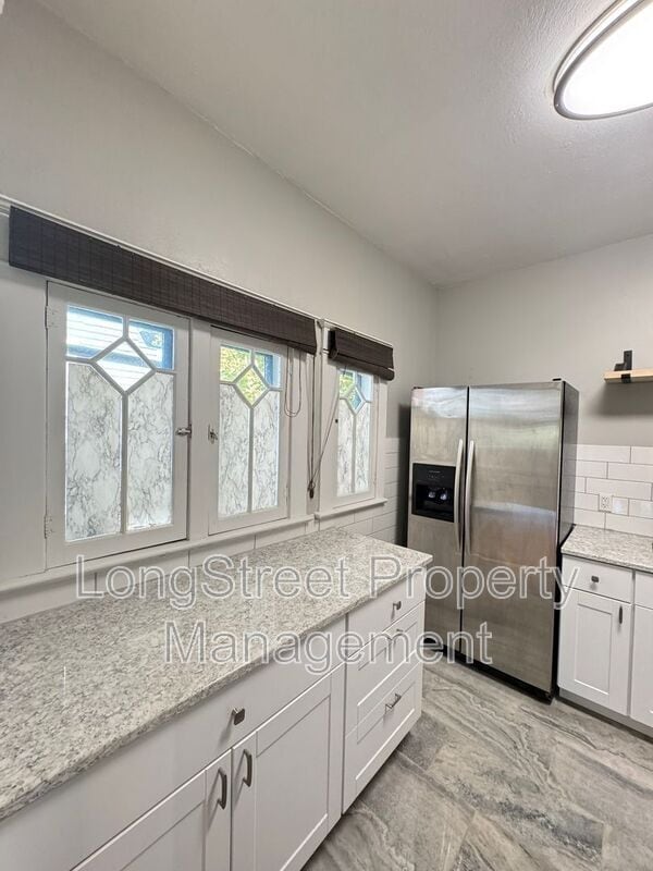 Building Photo - 129 NW 11th St