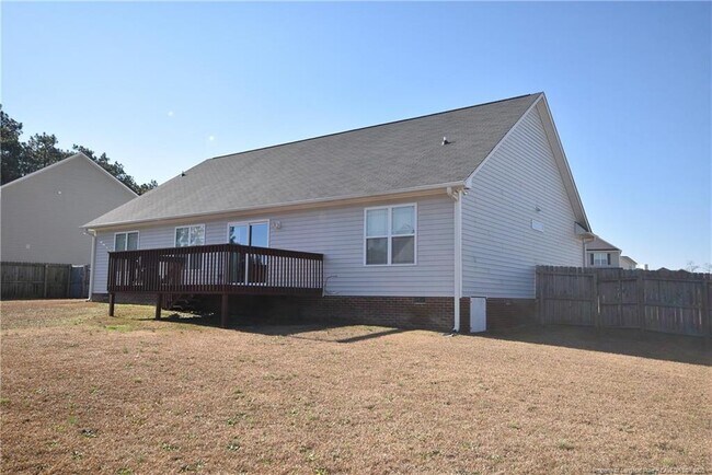Building Photo - 45 Eisenhower Ct