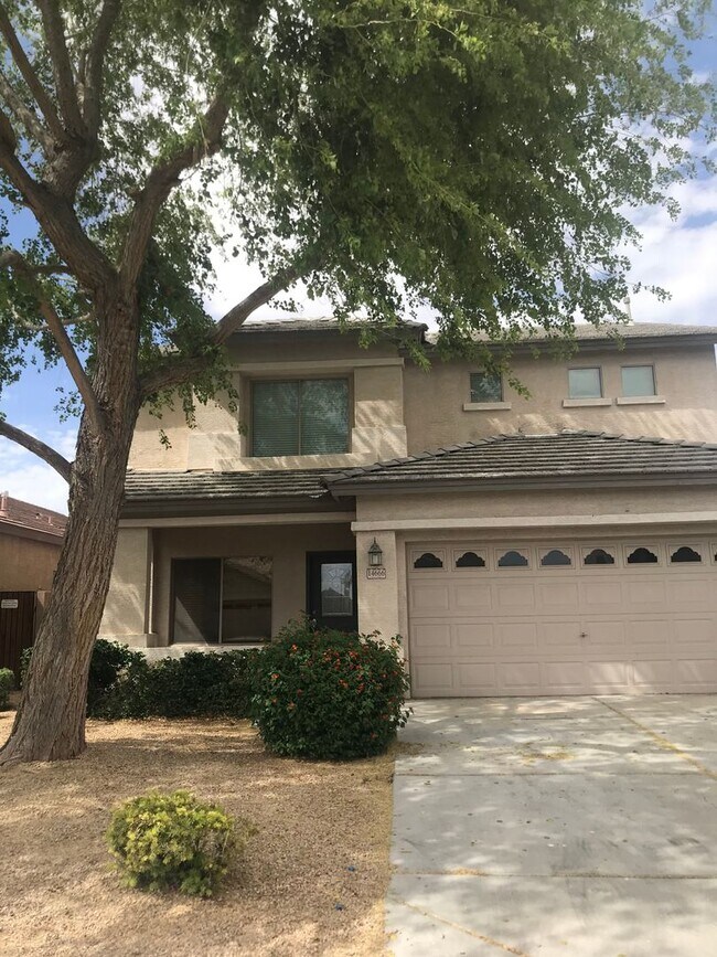 Building Photo - Coming in June - Beautiful 5 Bedroom 3 Bath in Surprise
