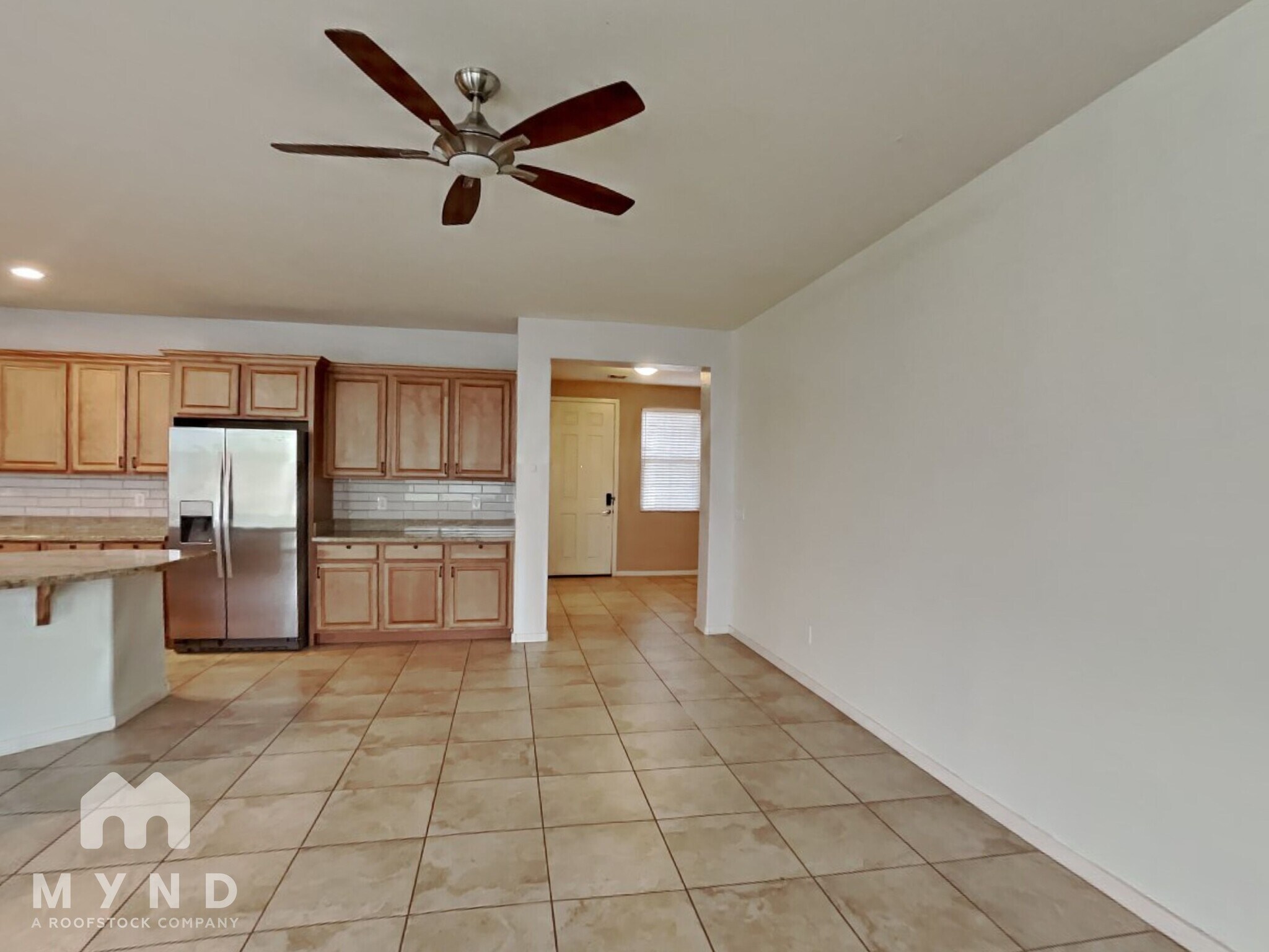 Building Photo - 2816 E Russell St