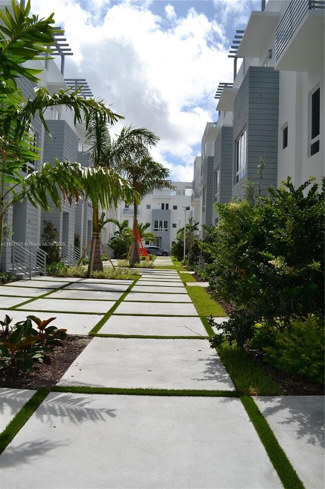 Building Photo - 9117 NW 33rd St
