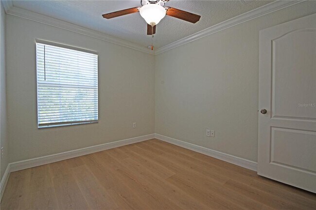 Building Photo - 11925 Greengate Dr