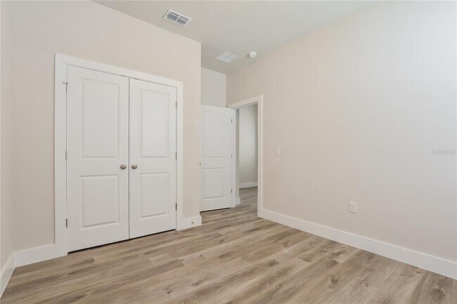 Building Photo - 360 Whiteheart Dr