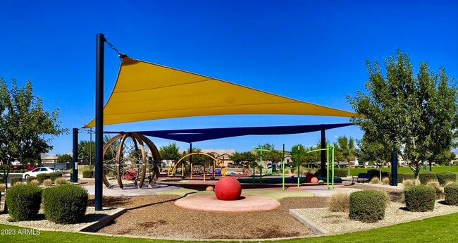 Building Photo - 5549 S Dillon