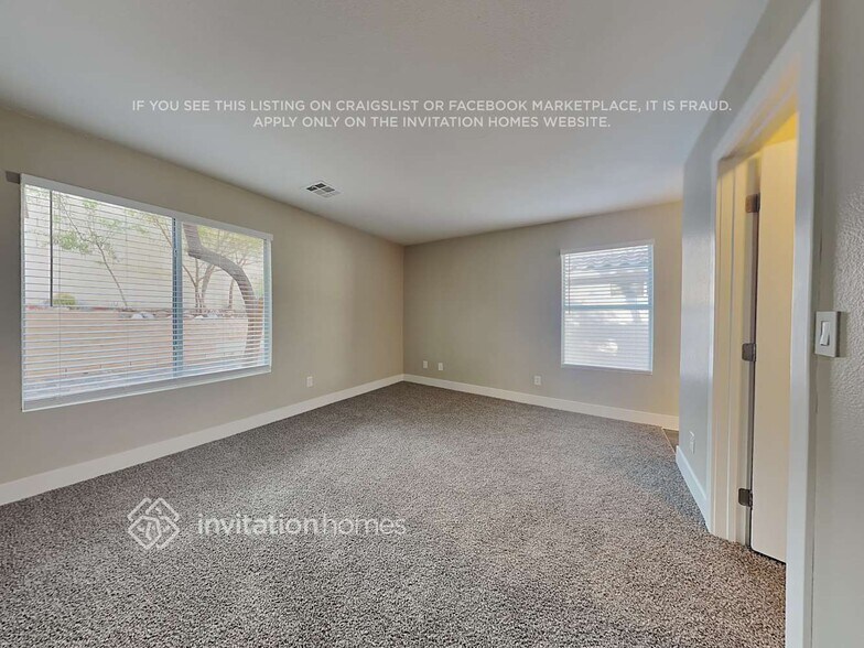 Building Photo - 8648 Shady Pines Dr