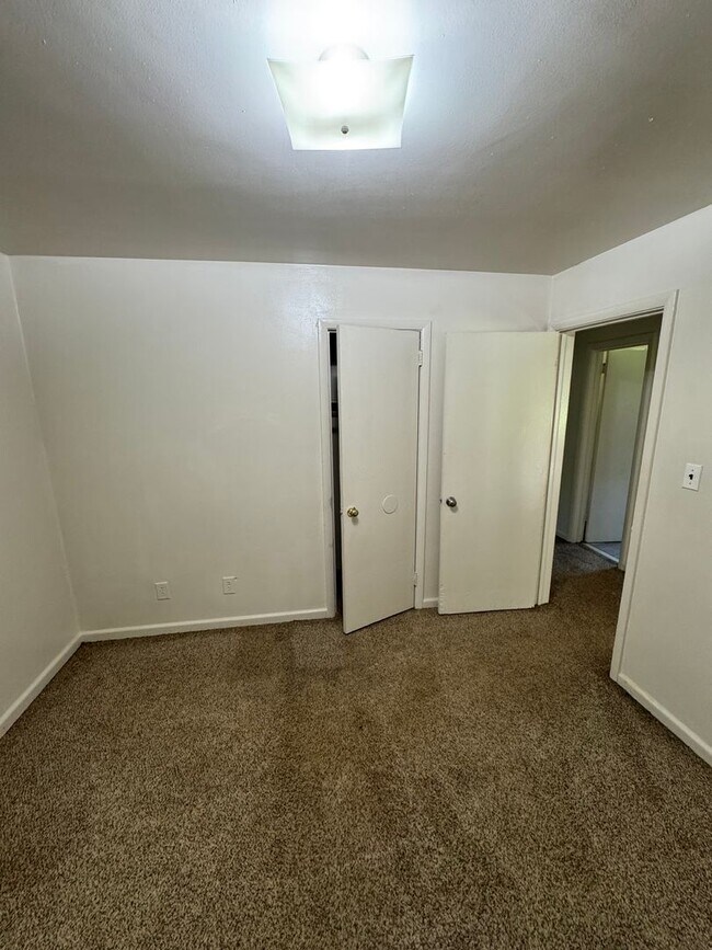 Building Photo - Close to uptown Shelby, NC (Still to compl...