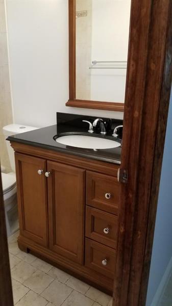 Building Photo - 404 SW 9th St