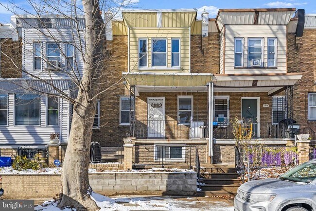 Building Photo - 5517 Ridgewood St