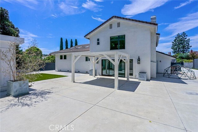 Building Photo - 5132 Stone Canyon Ave