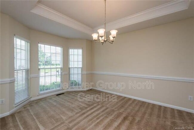 Building Photo - 9706 Ashburton Dr