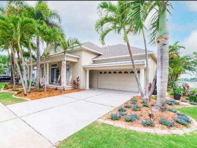 Building Photo - 6 Bedroom Single Family Home in Apollo Beach