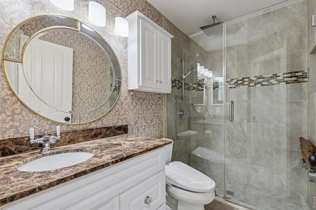 Building Photo - 708 Nettleton Dr