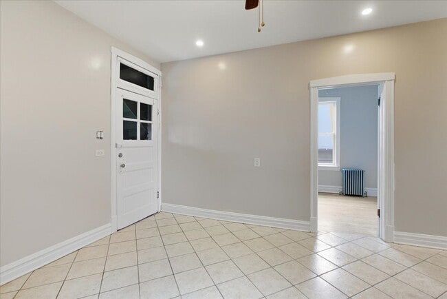 Building Photo - 4554 S Washtenaw Ave.