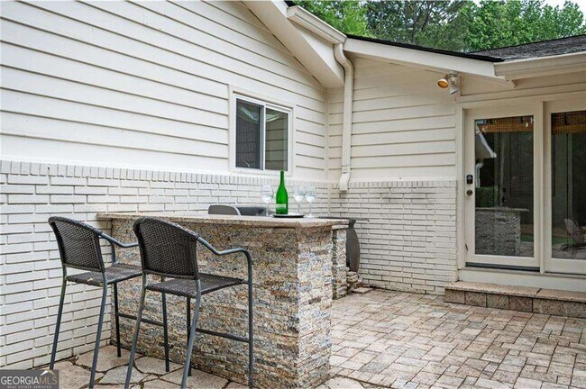 Building Photo - 3850 Beya Way