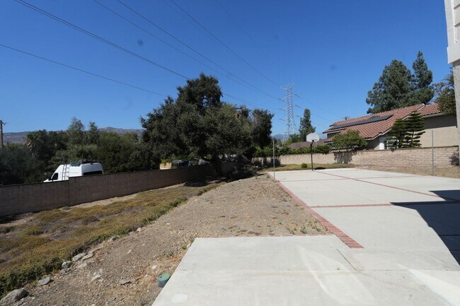 Building Photo - 103 Crystal Springs Rd