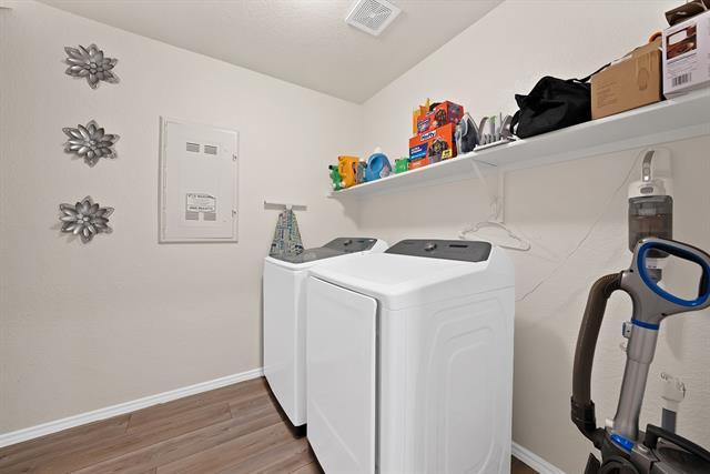 Building Photo - 4601 Greenham Ln.