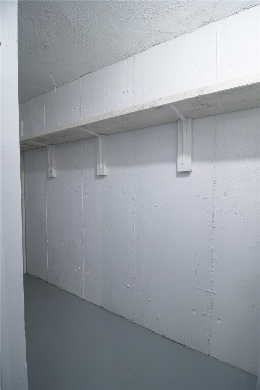 Building Photo - 7240 Balson Ave