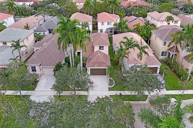 Building Photo - 1725 Winterberry Ln