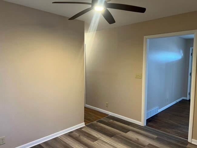 Building Photo - 5079 Byers Rd